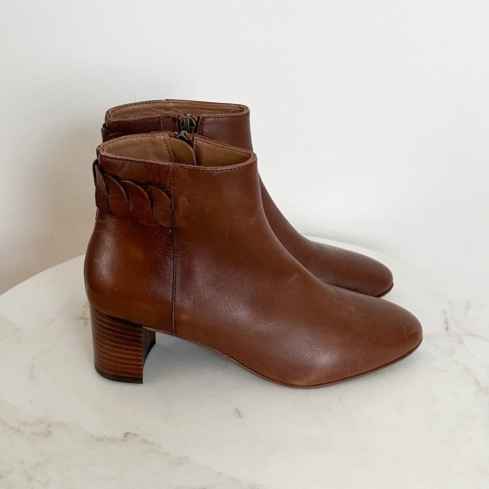 NEW Aquatalia Feliciana Weatherproof Block Heel Ankle Boots Size 6